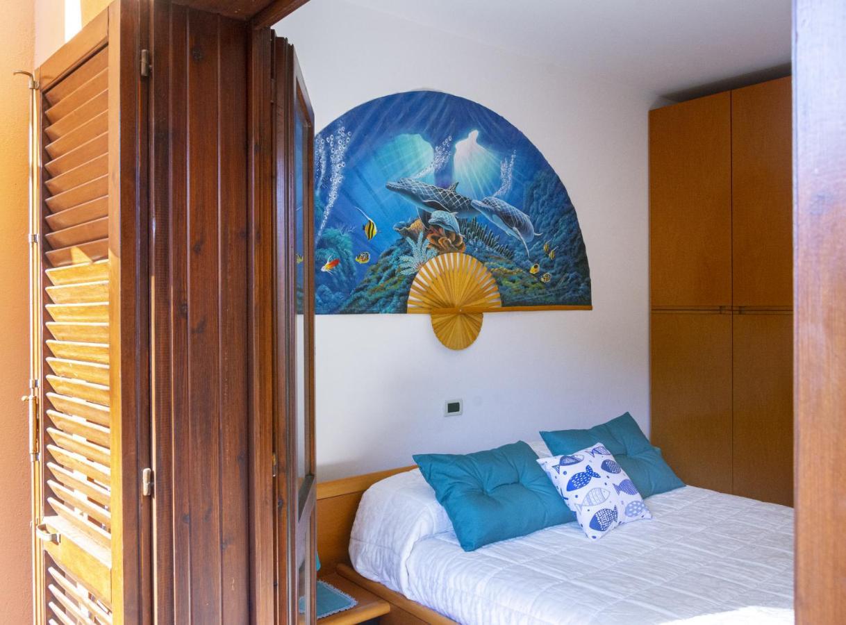 Appartamenti La Casina 阿祖罗港 外观 照片